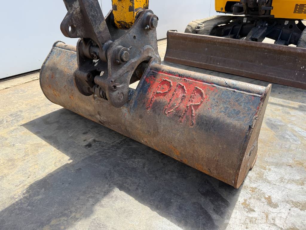 JCB 48Z-1 - Hammer Lines / Quick Coupler Miniexcavadoras