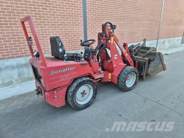Schäffer 217 Multi purpose loaders