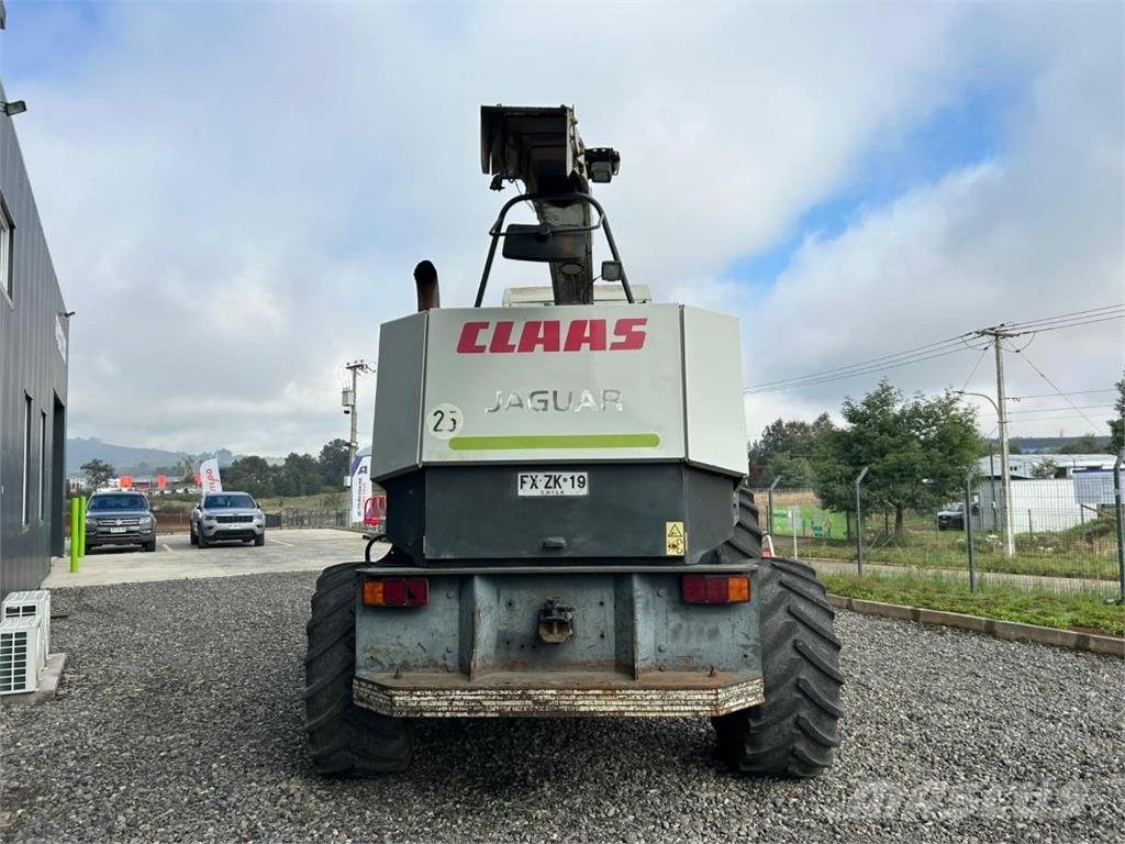 CLAAS Jaguar 870 Forage harvesters