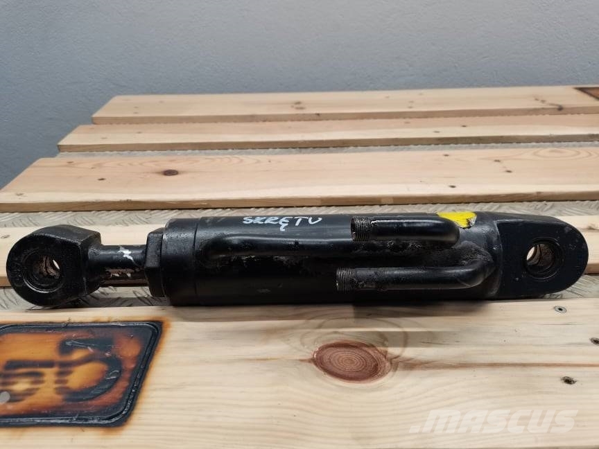 JCB 520-40 piston turning Hydraulika