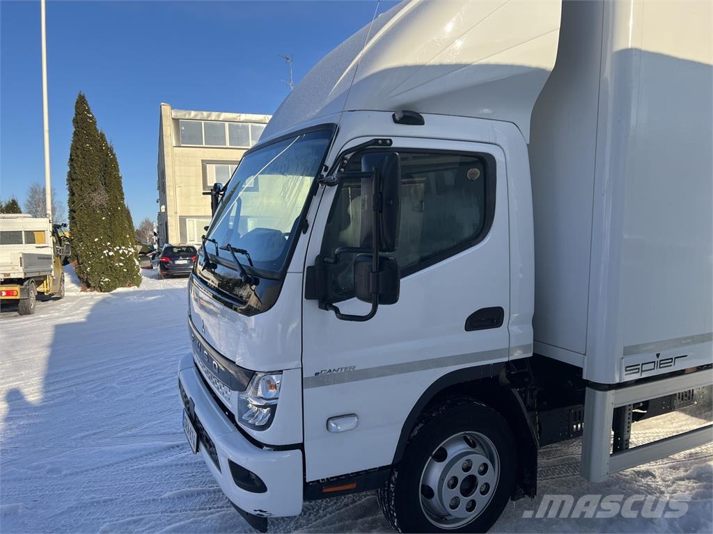 Fuso Ecanter 9C18 L-Bat Camiones con caja de remolque