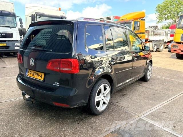 Volkswagen Touran 1.2TFSI 5-DOORS MPV (6 GEARS MANUAL GEARBOX Automašīnas