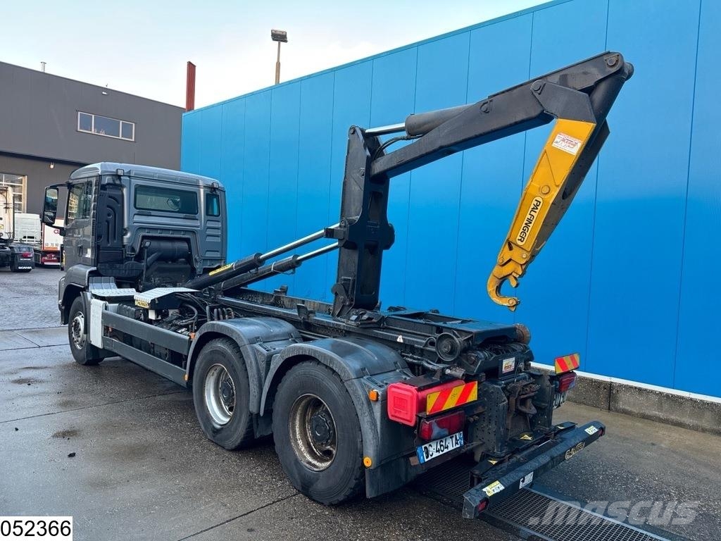 MAN TGS 33 480 6x4, EURO 5, Palfinger, Retarder Treileri ar āķi