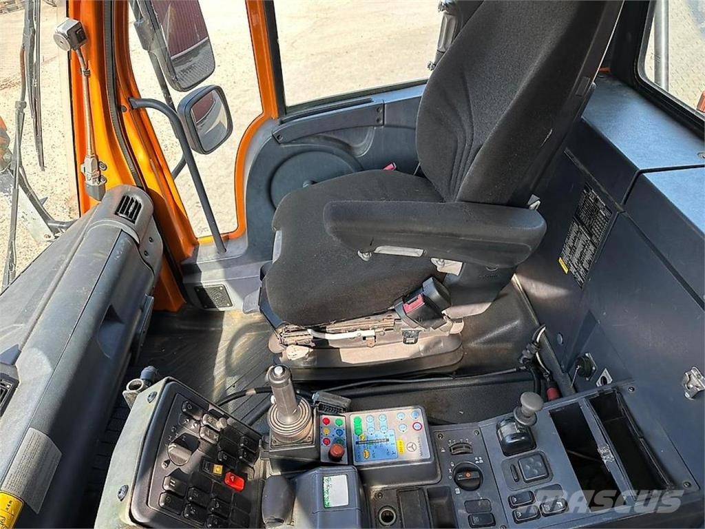 Mercedes-Benz Unimog U4000 mit Kipppritsche Andere Fahrzeuge