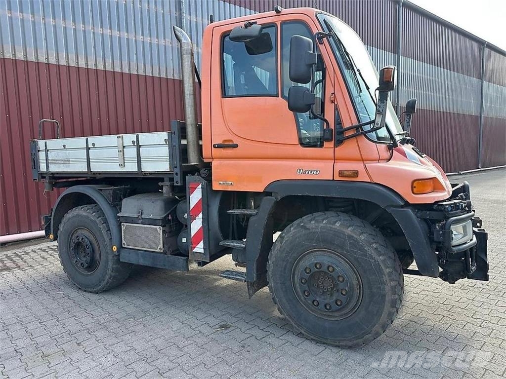 Mercedes-Benz Unimog U4000 mit Kipppritsche Andere Fahrzeuge