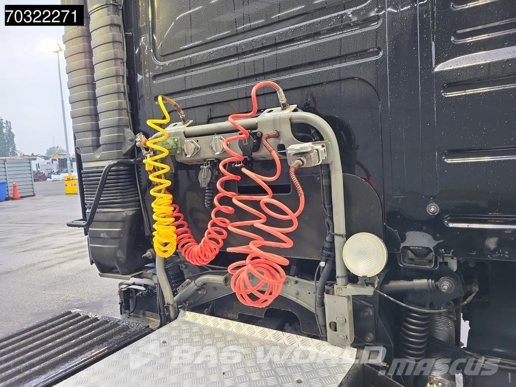 Volvo FM 260 FM 4X2 Low-Mileage! Manual Full-Air Euro3 Vlačilci