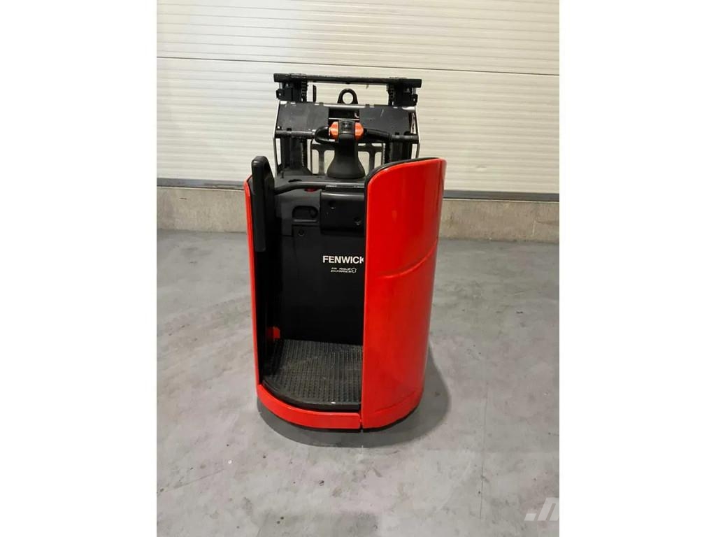 Linde D12 HP SP Pedestrian stacker