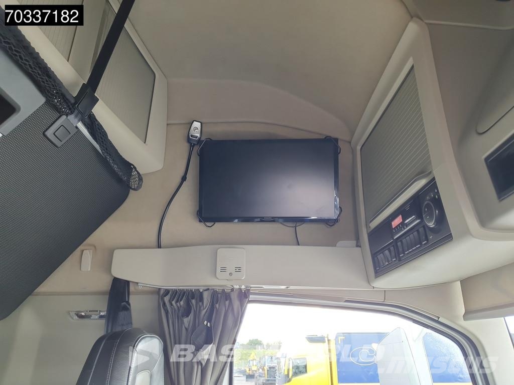 Volvo FH16 650 FH16 6X2 ADR! Hydraulic Full-Air Liftachs Vilcēji