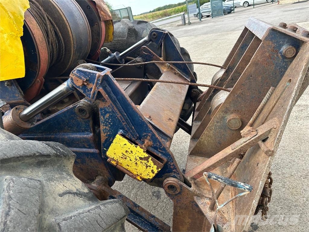 Zetor LKT HITTNER ECOTRAC 120 4x4 VIN 019 Skiddery