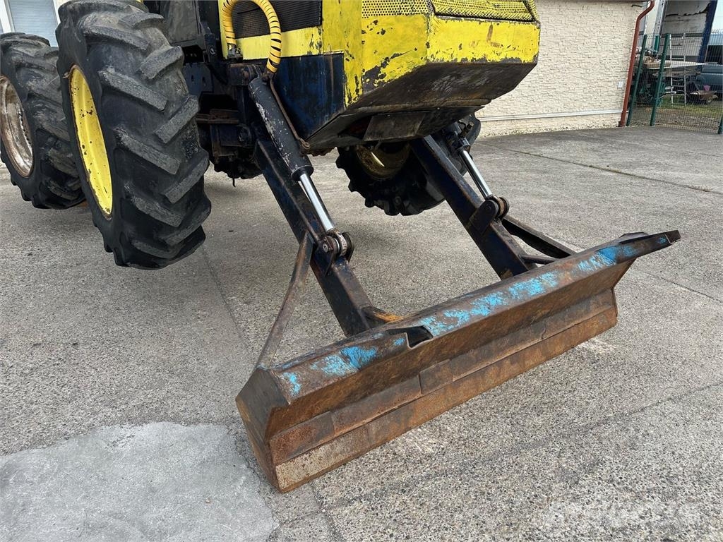Zetor LKT HITTNER ECOTRAC 120 4x4 VIN 019 Skiddery