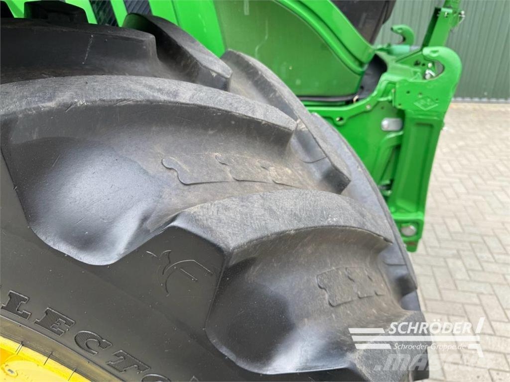 John Deere 6250R ULTIMATE | RTK | + 4600 DISPLAY Tractoren