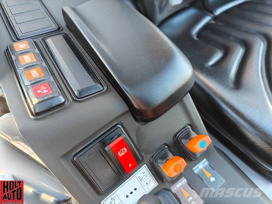 Wacker Neuson WL 28 لوادر بعجل