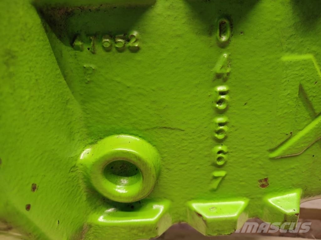 Merlo Axle shaft housing 045567 045568 MERLO P 28 8 PLUS Assen