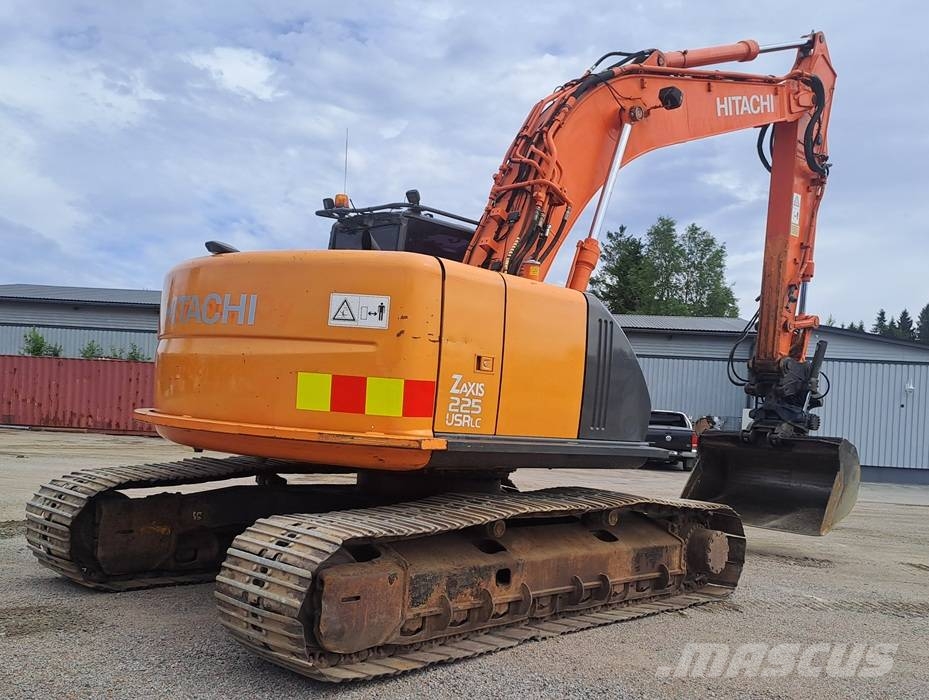 Hitachi ZX 225 USR LC-3 履带挖掘机