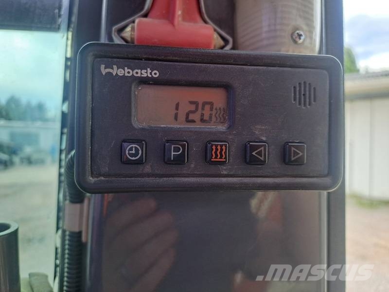 Hitachi ZX 225 USR LC-3 履带挖掘机