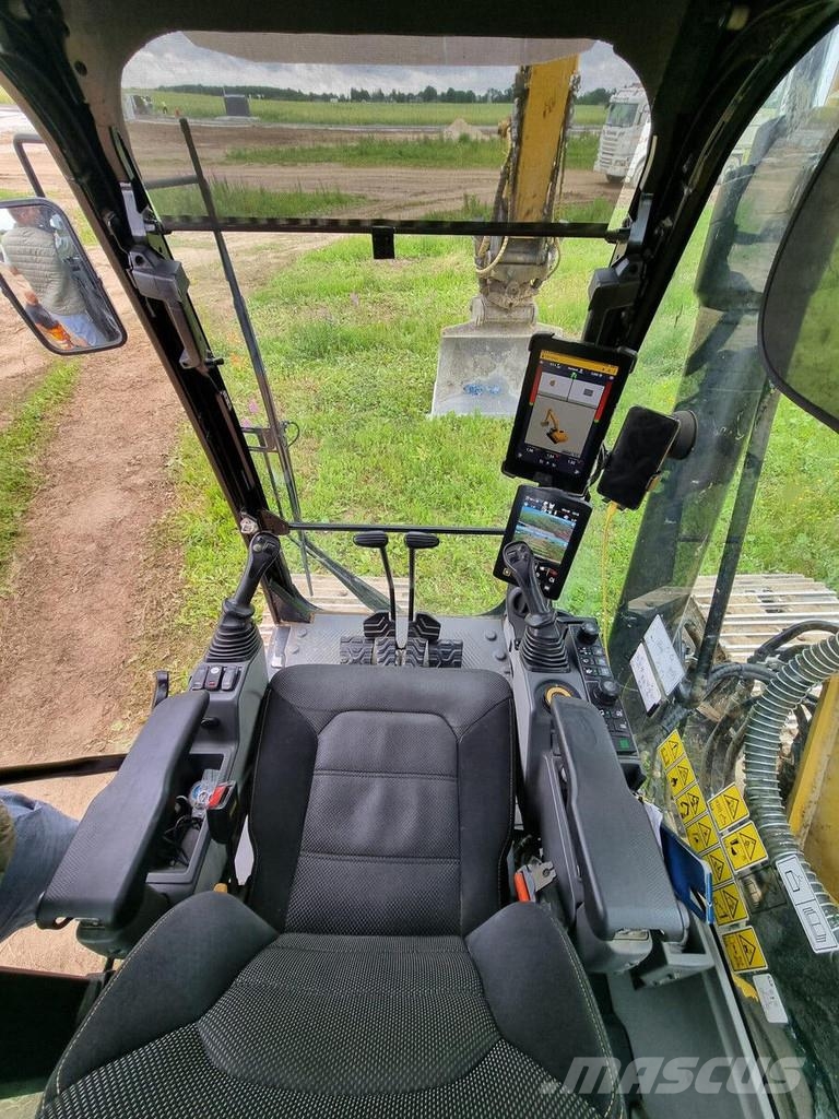CAT 323 Bageri guseničari