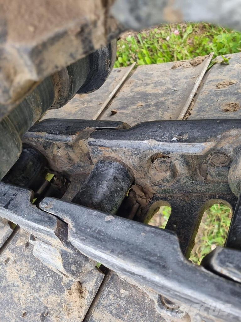 CAT 323 Bageri guseničari