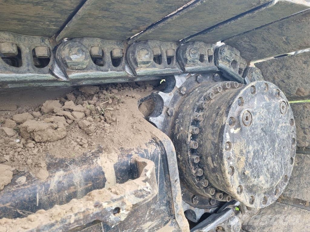 CAT 323 Bageri guseničari