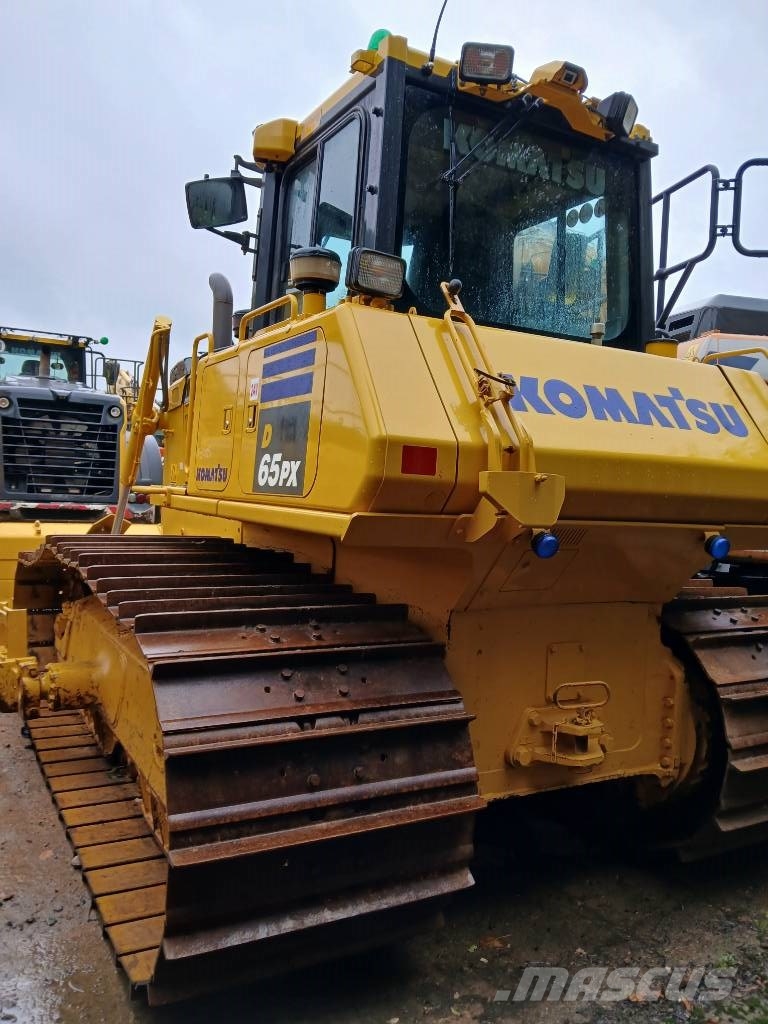 Komatsu D 65 PX-18 ブルドーザー