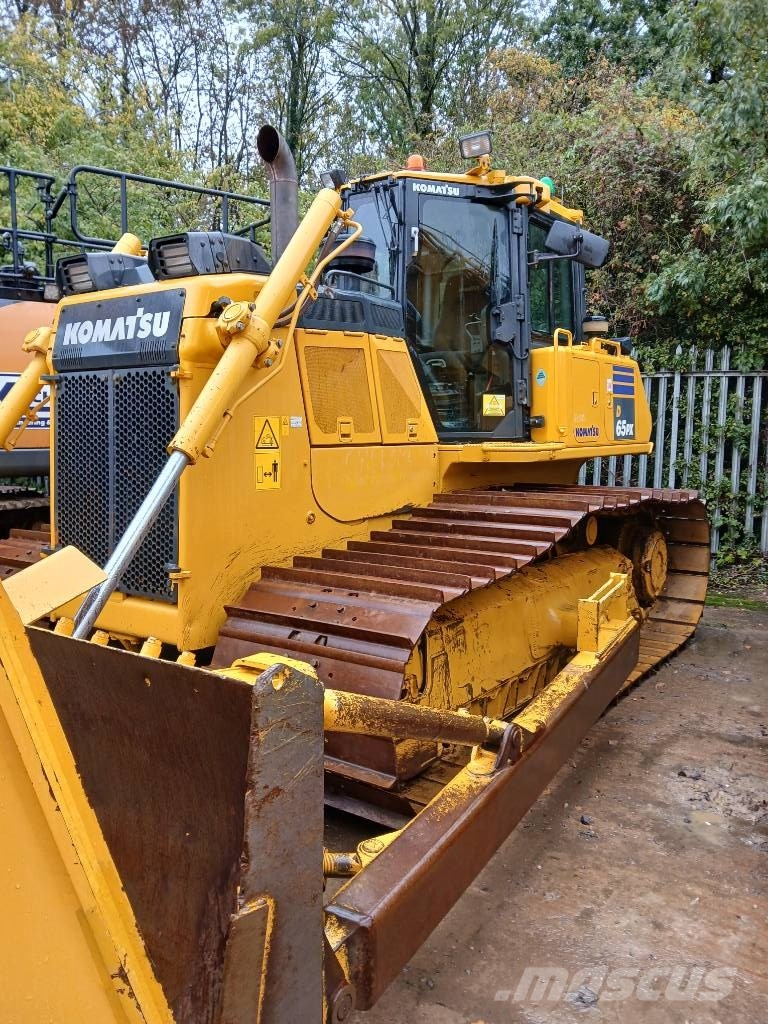 Komatsu D 65 PX-18 ブルドーザー