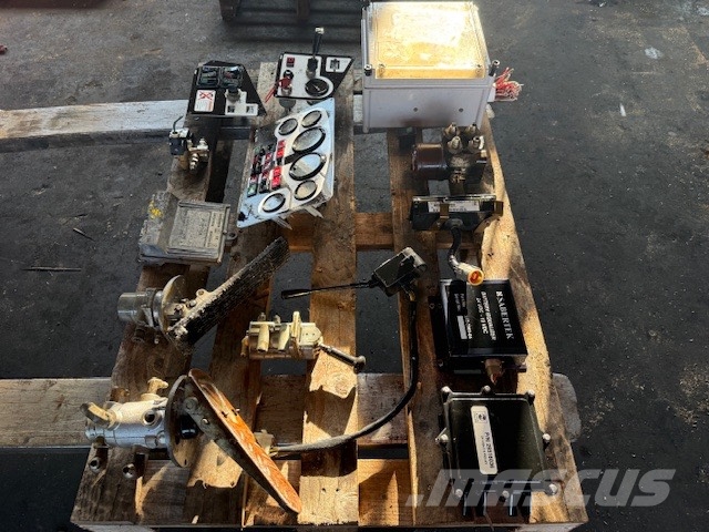 Bell B 40 C USED CAB COMPLET PARTS Cabine en interieur