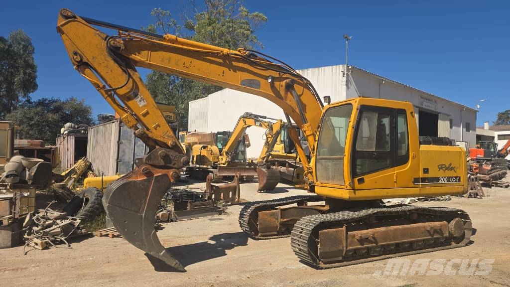Hyundai Robex 180 LC-7 Гусеничні екскаватори