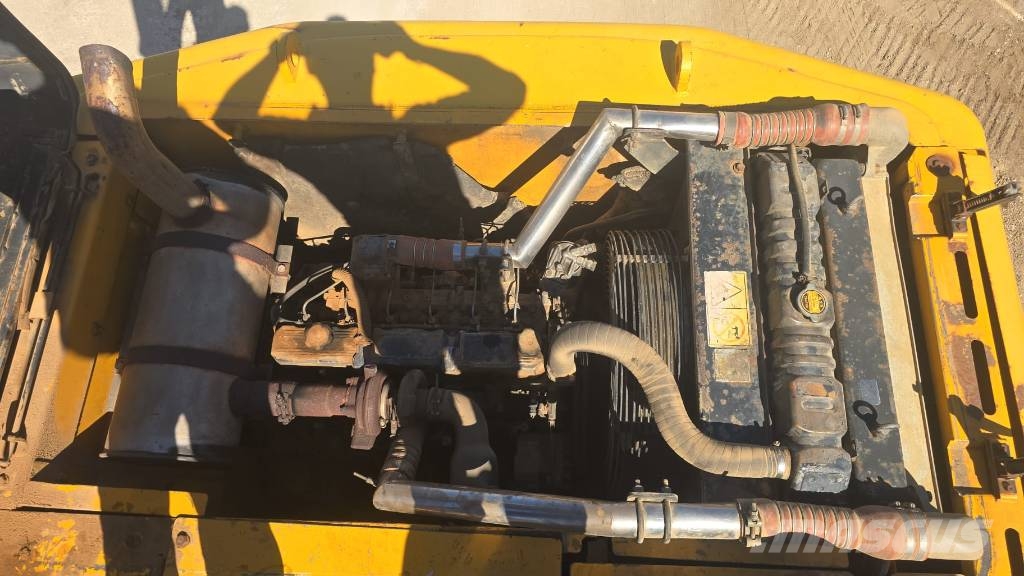 Hyundai Robex 180 LC-7 Гусеничні екскаватори