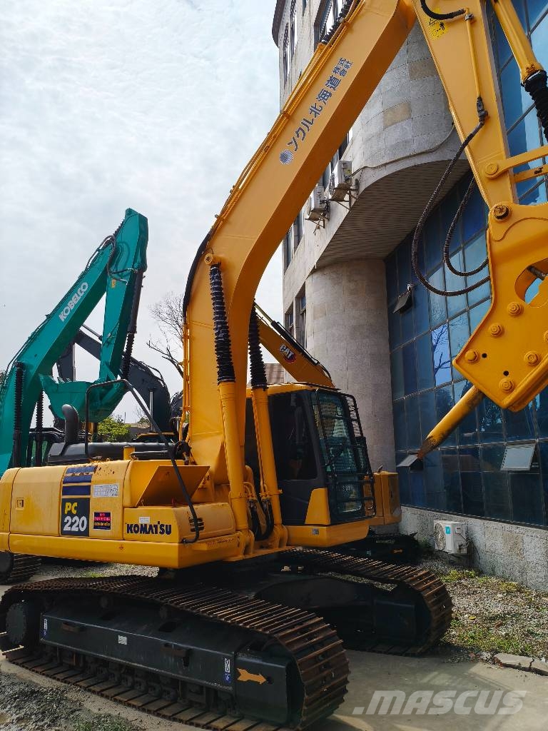 Komatsu PC 220-7 履带挖掘机
