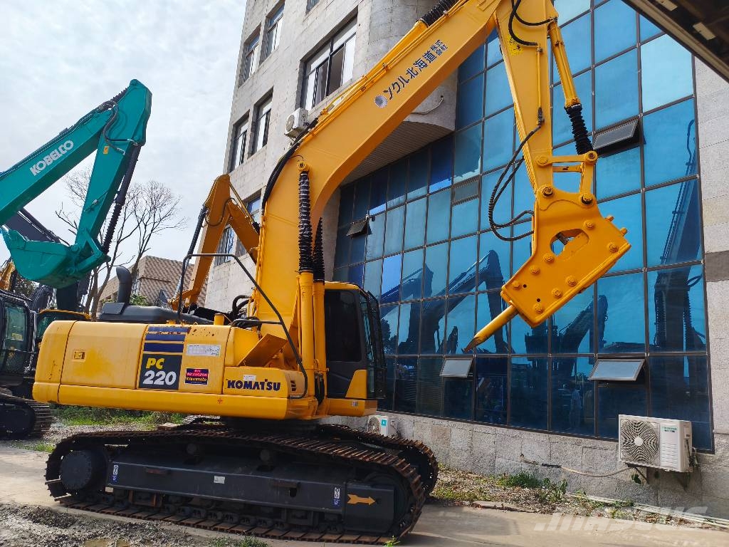 Komatsu PC 220-7 履带挖掘机