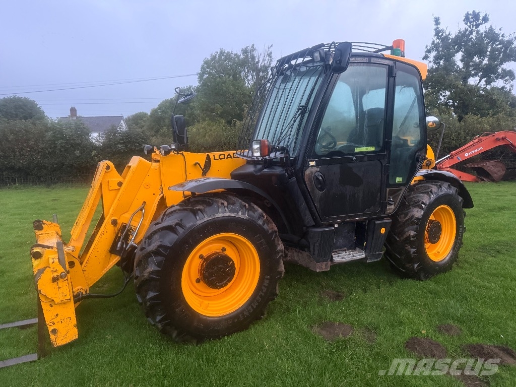 JCB 541-70 مناولات متداخلة
