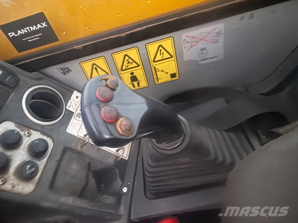 JCB 541-70 مناولات متداخلة