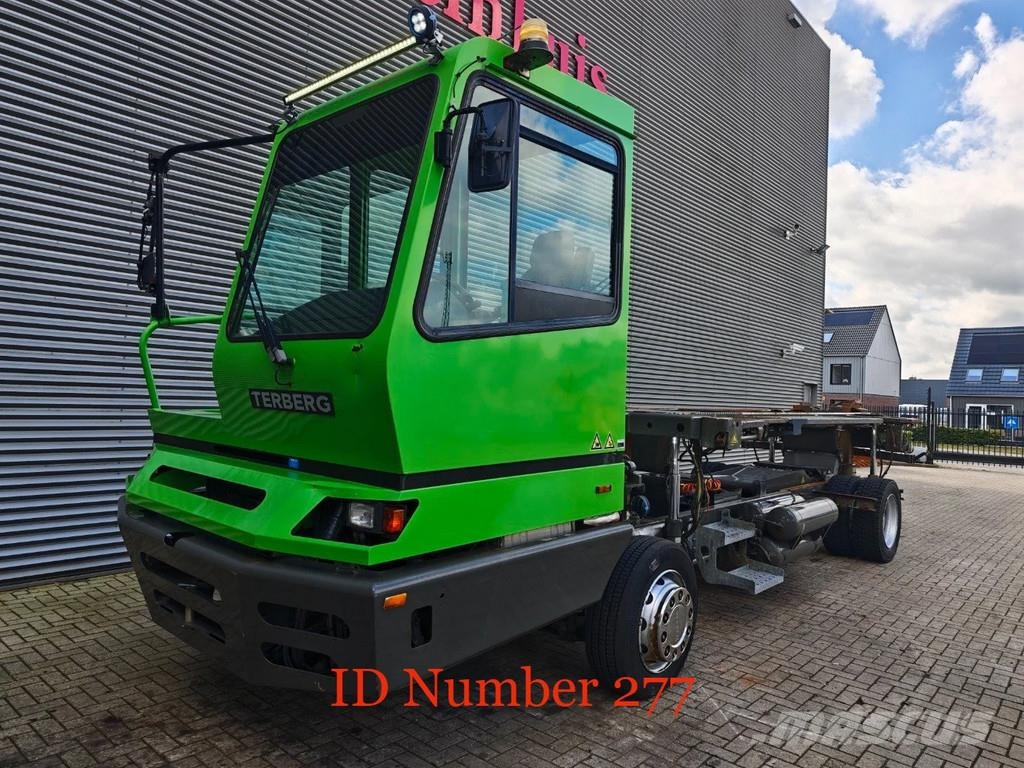 Terberg BC 182 4x2 Terminalivedukid