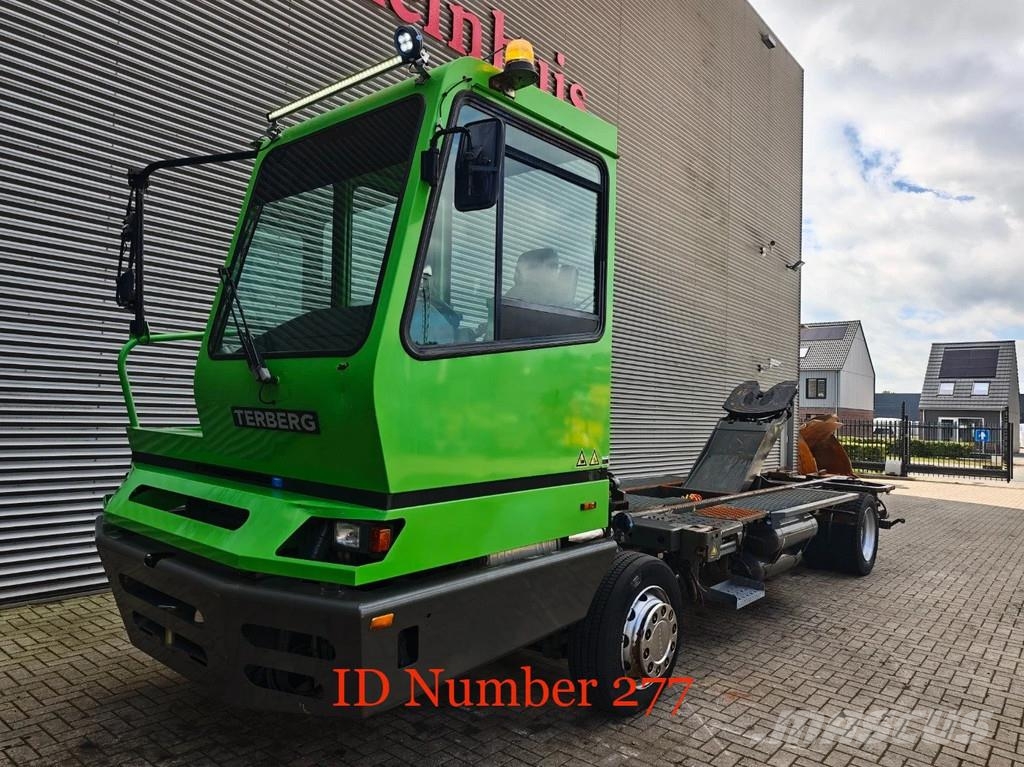 Terberg BC 182 4x2 Terminalivedukid