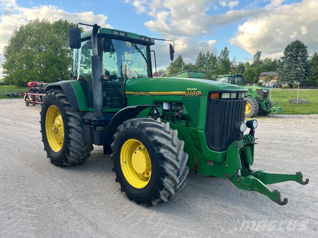 John Deere 8100 Трактора
