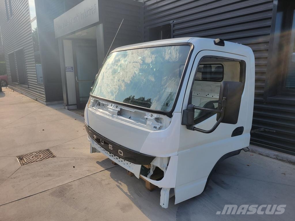 Mitsubishi Fuso CANTER C 1995mm LH DRIVE 2021 -> EURO 6 Cabins and interior