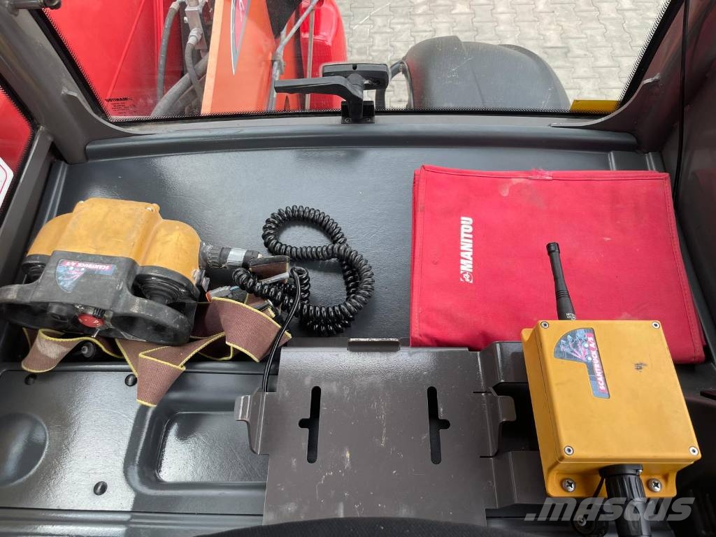 Manitou MT1840A Kosz Rozkładany 4m Sterowanie Radi Telescopic wheel loaders