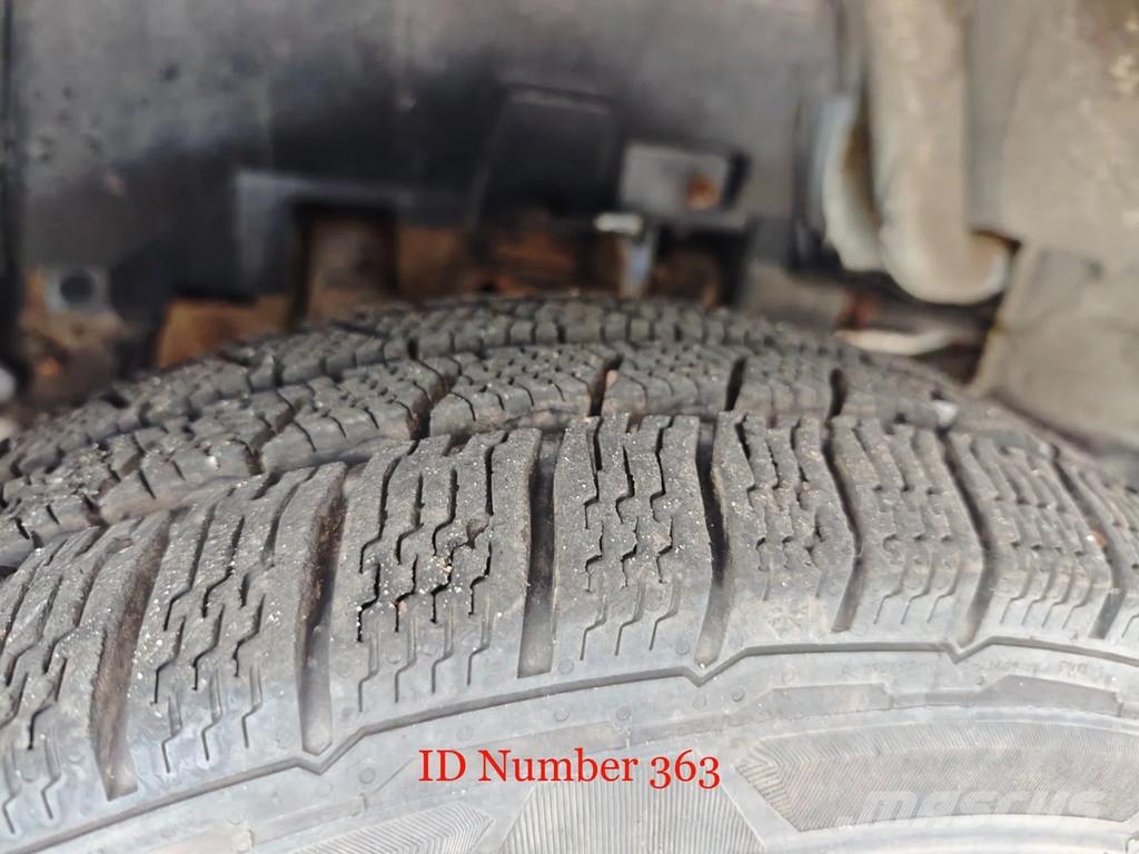 Nissan Cabstar 35.13 NT400 GSR B180T 트럭 탑재 고소작업대