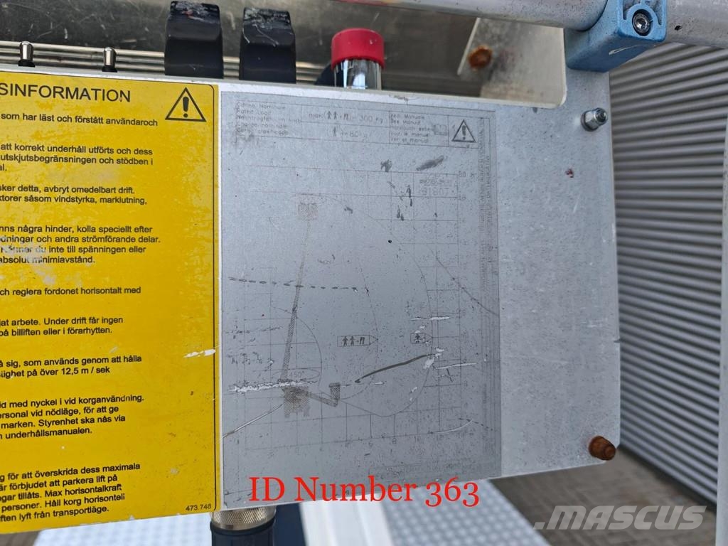 Nissan Cabstar 35.13 NT400 GSR B180T 트럭 탑재 고소작업대