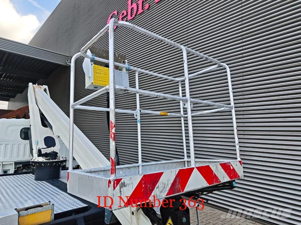 Nissan Cabstar 35.13 NT400 GSR B180T 트럭 탑재 고소작업대