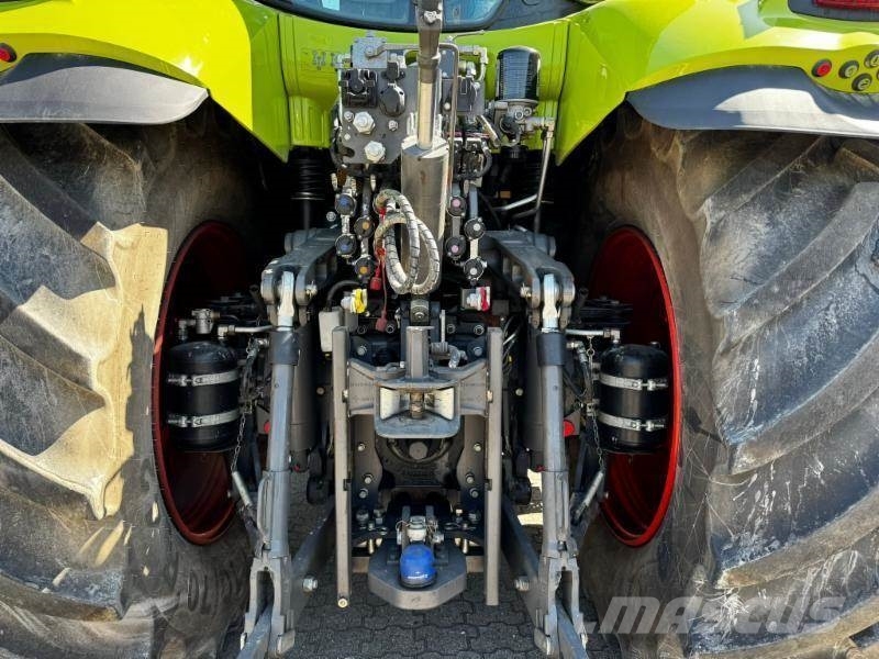 CLAAS AXION 870 트랙터