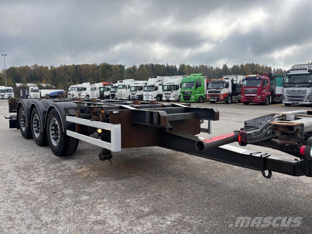 HFR KM 24 3 SAF AXLE + LIFITNG AXLES + CHASSIS L7450mm Remorque porte container