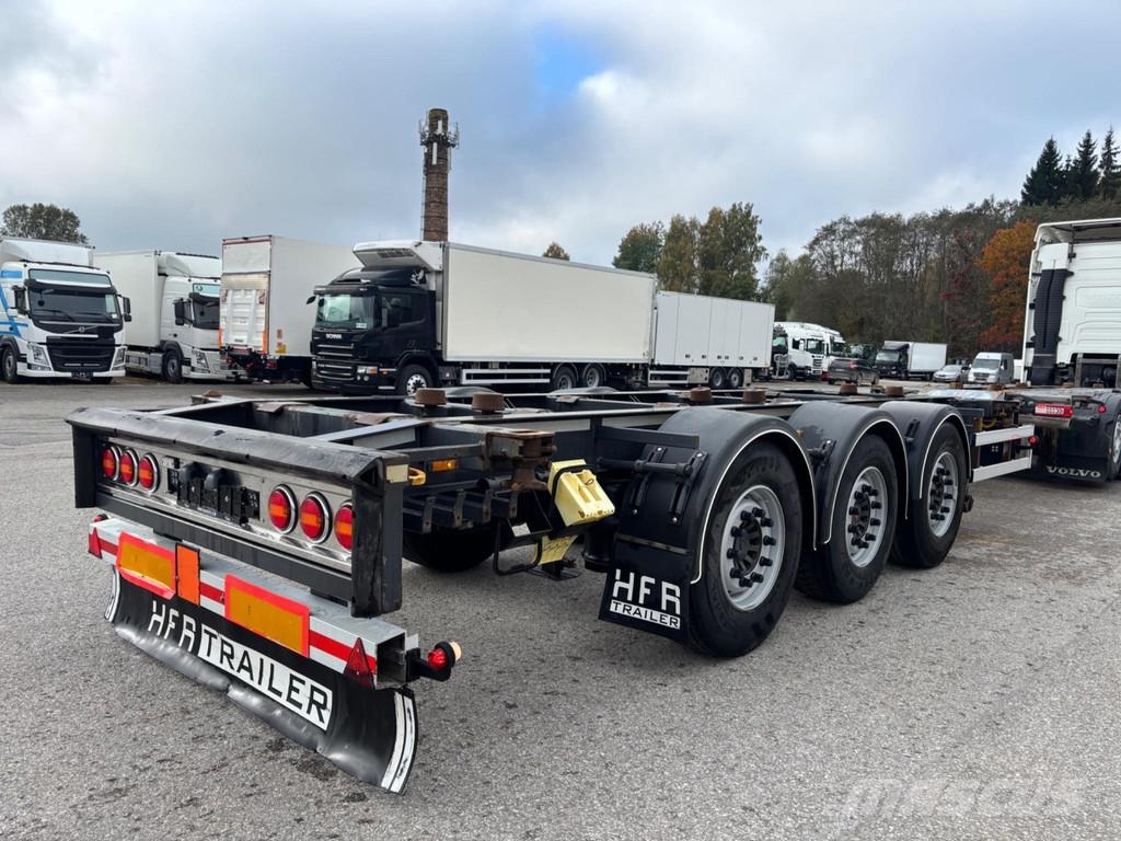 HFR KM 24 3 SAF AXLE + LIFITNG AXLES + CHASSIS L7450mm Remorque porte container