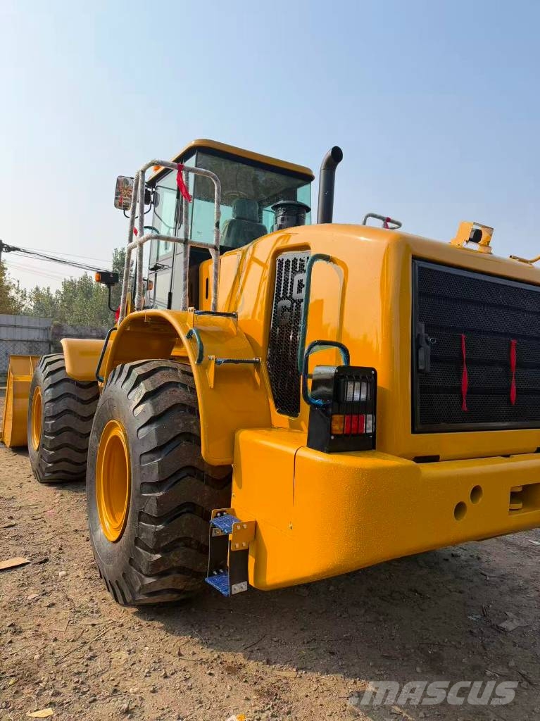 CAT 966 H Pale gommate