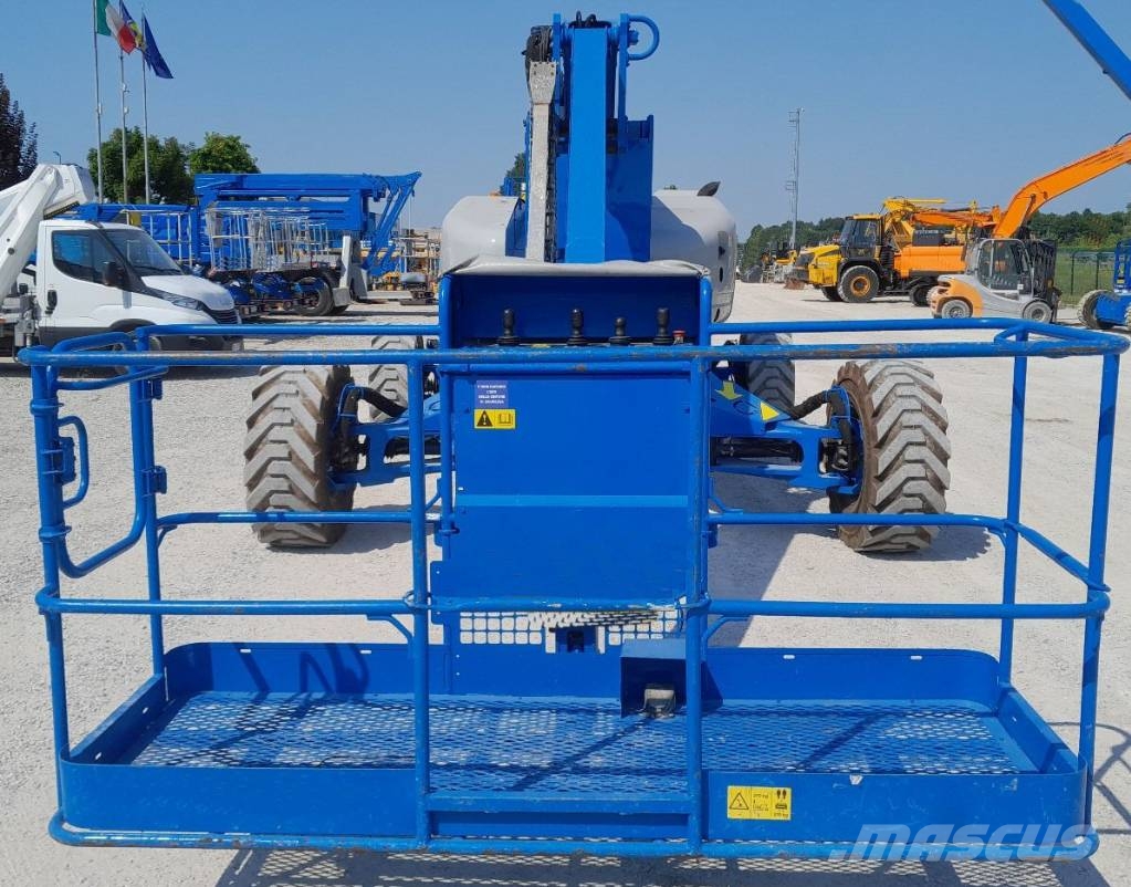 Genie ZX 135/70 관절형 전동이동 리프트
