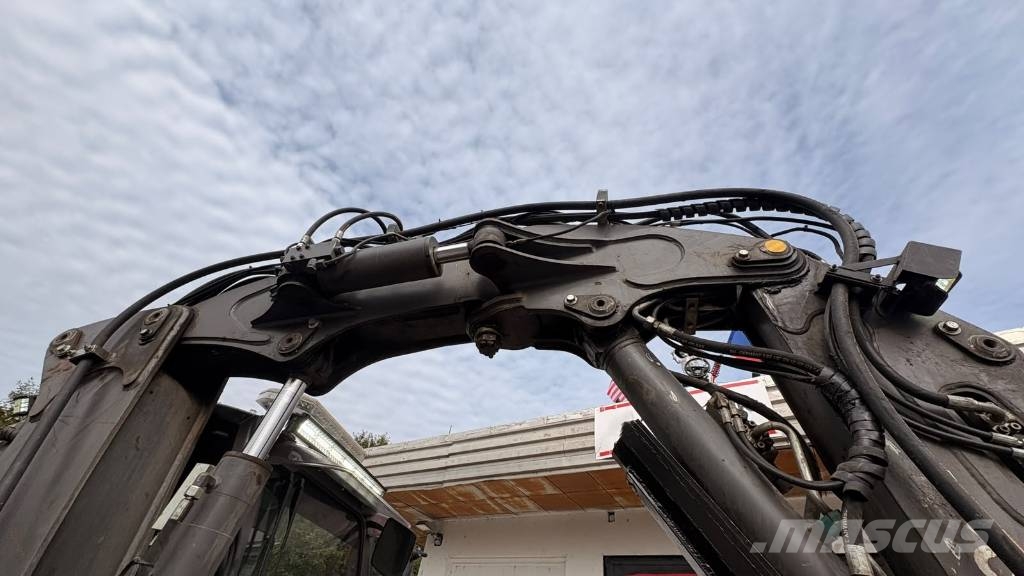 Mecalac 8 MCR Rupsgraafmachines