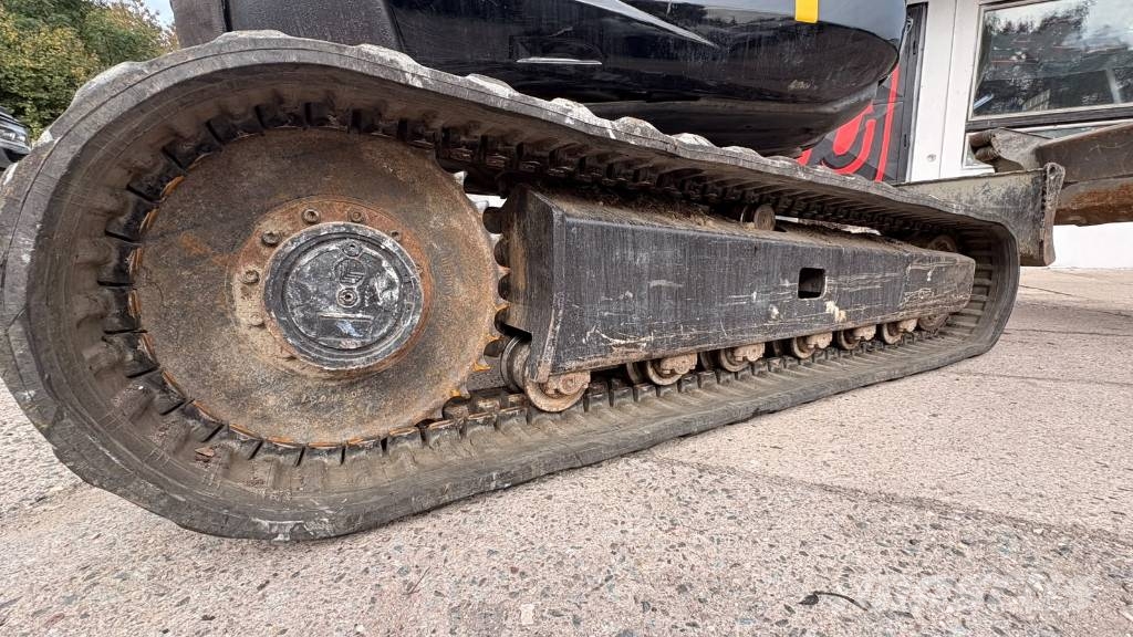 Mecalac 8 MCR Rupsgraafmachines