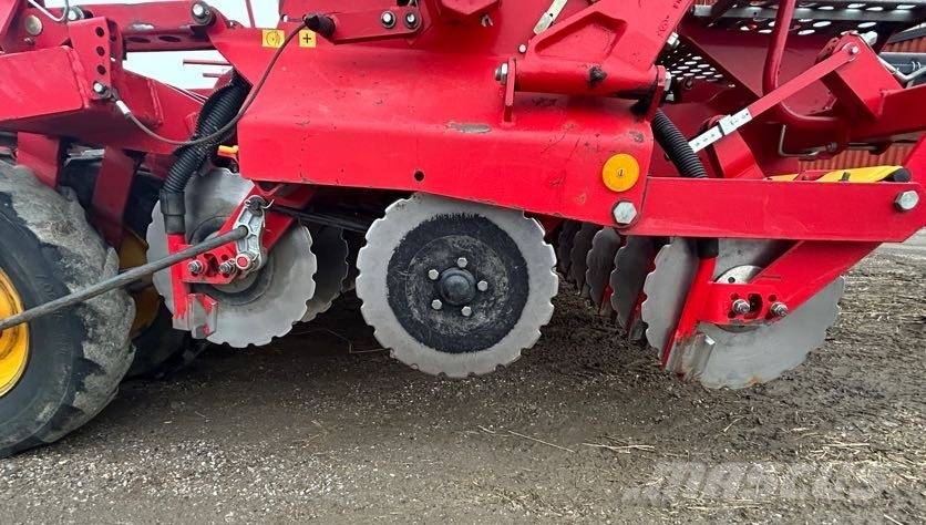 Väderstad Rapid300C XL Semanatoare