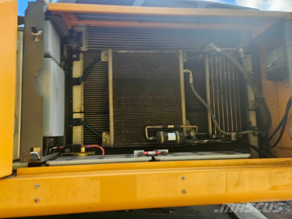 Liebherr LH 30 M Bagri za prekladanje primarnih/sekundarnih surovin