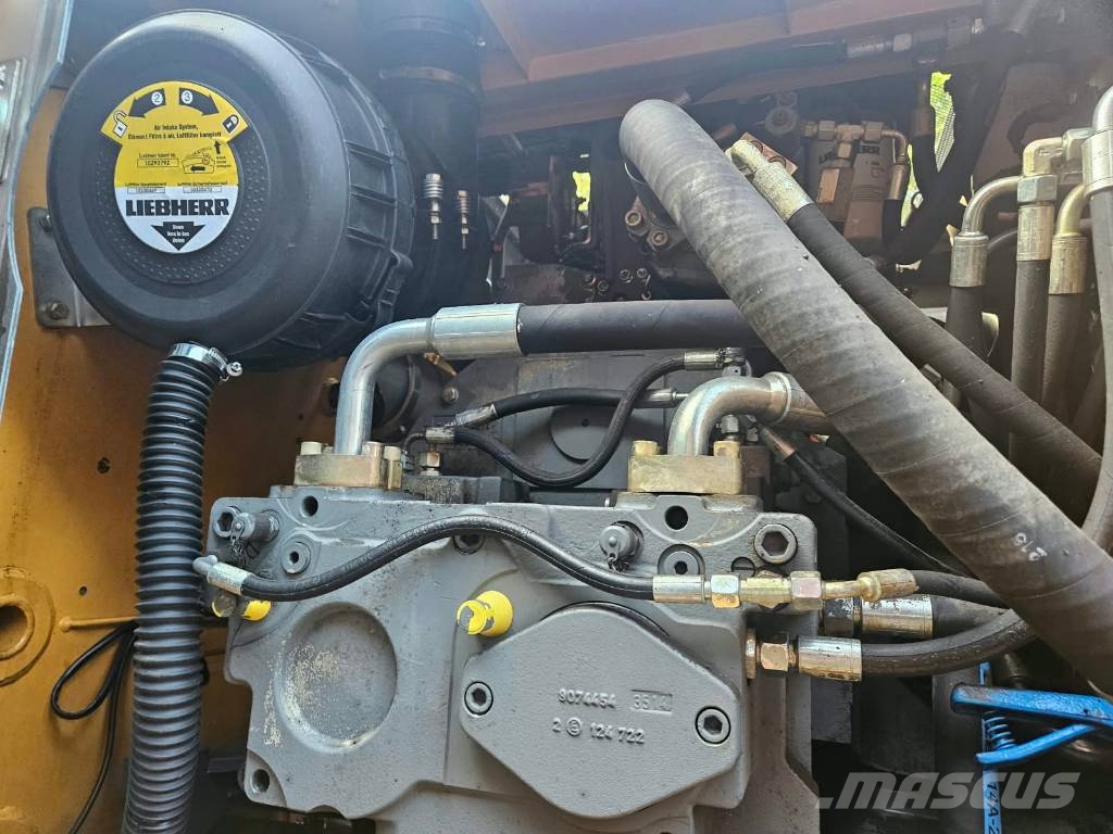 Liebherr LH 30 M Bagri za prekladanje primarnih/sekundarnih surovin