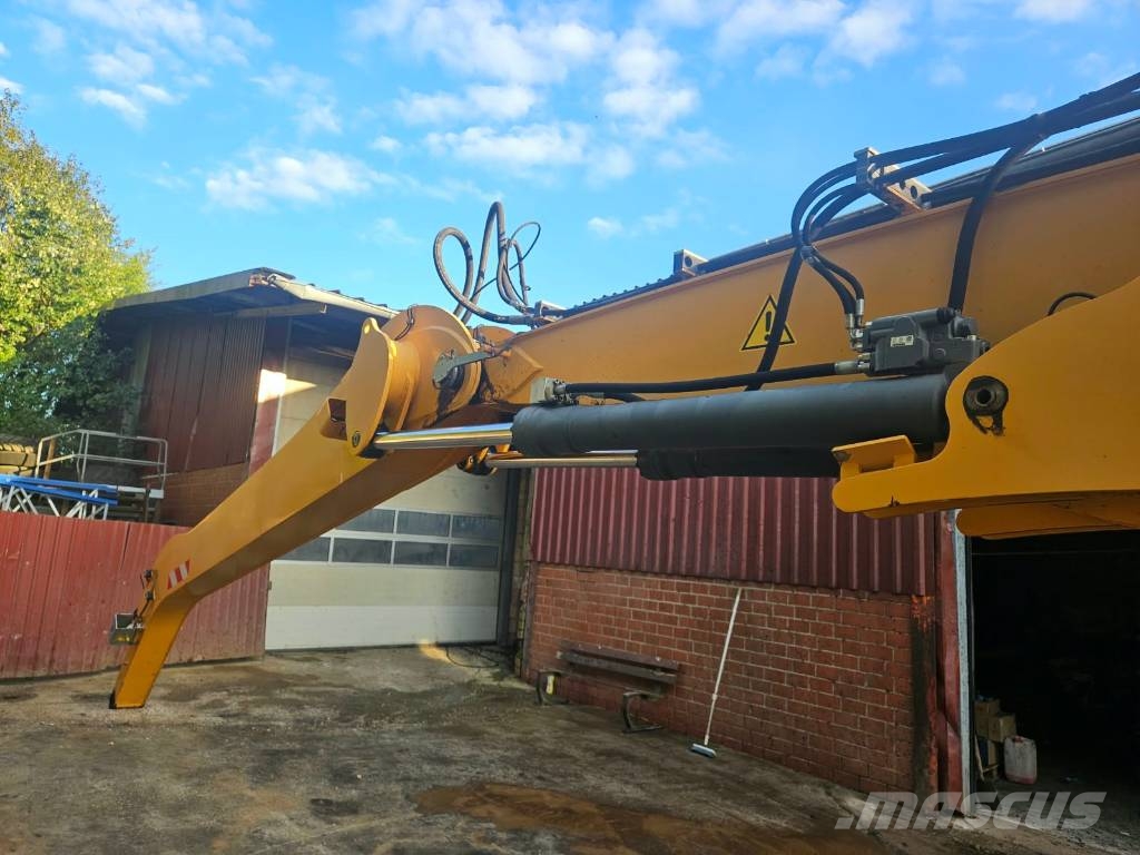 Liebherr LH 30 M Bagri za prekladanje primarnih/sekundarnih surovin